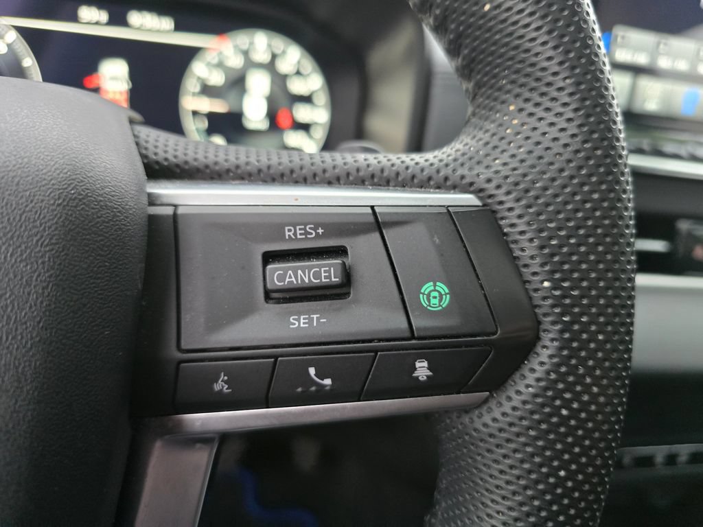 Used 2023 Mitsubishi Outlander 4WD Plug-In Hybrid image 22