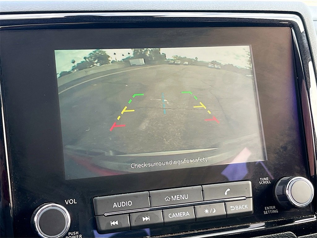 Used 2022 Nissan Frontier SV w/ Technology Package image 13