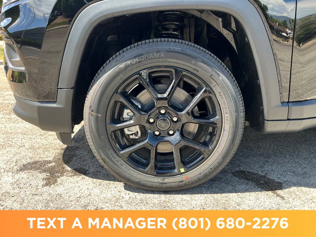 New 2026 Jeep Compass Latitude AWD/4WD image 23