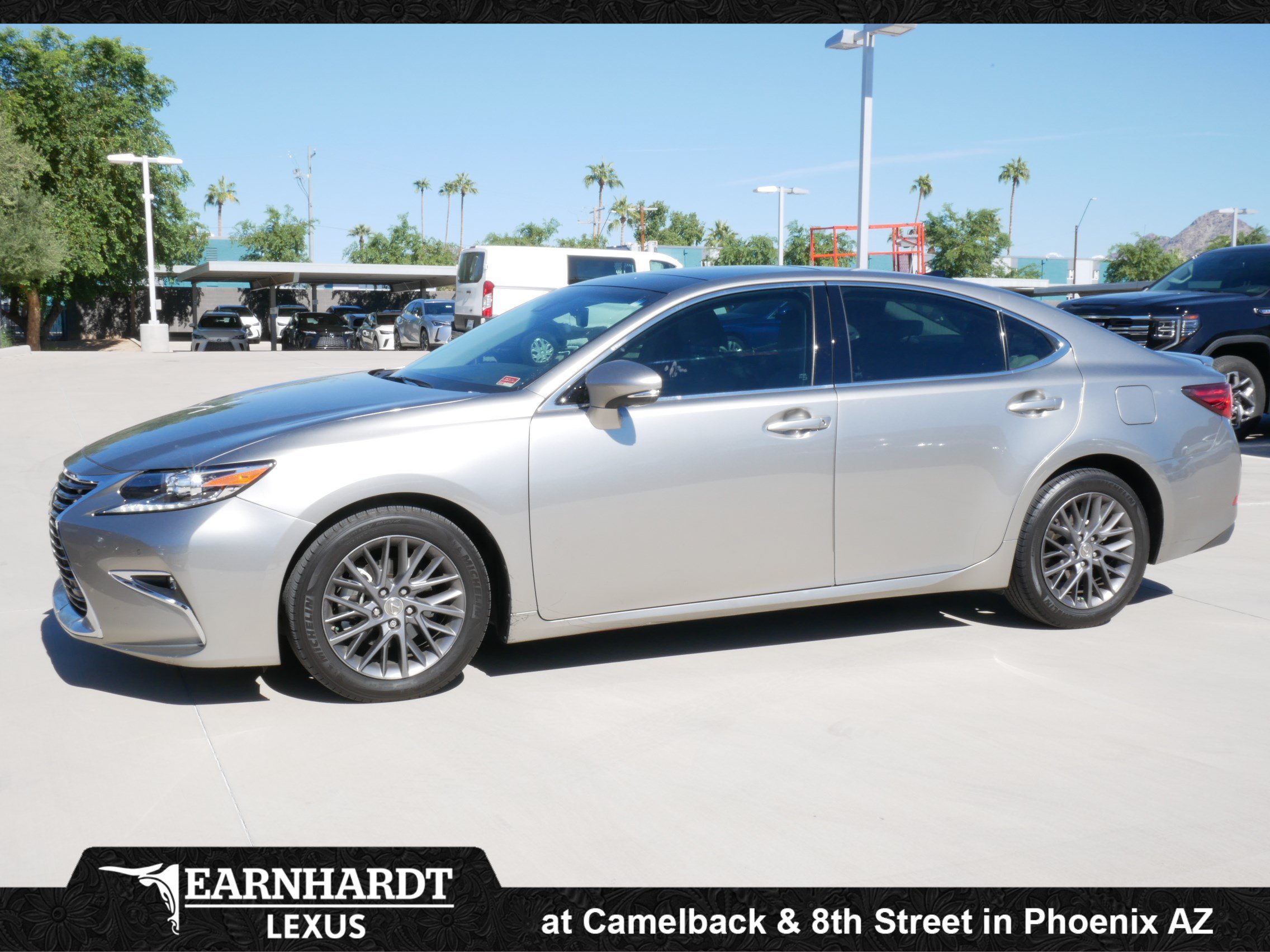 Used 2018 Lexus ES 350 w/ Navigation System Package FWD image 1
