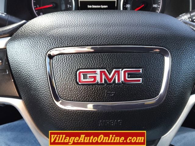Used 2019 GMC Acadia SLT w/ LPO, Floor Liner Package image 16