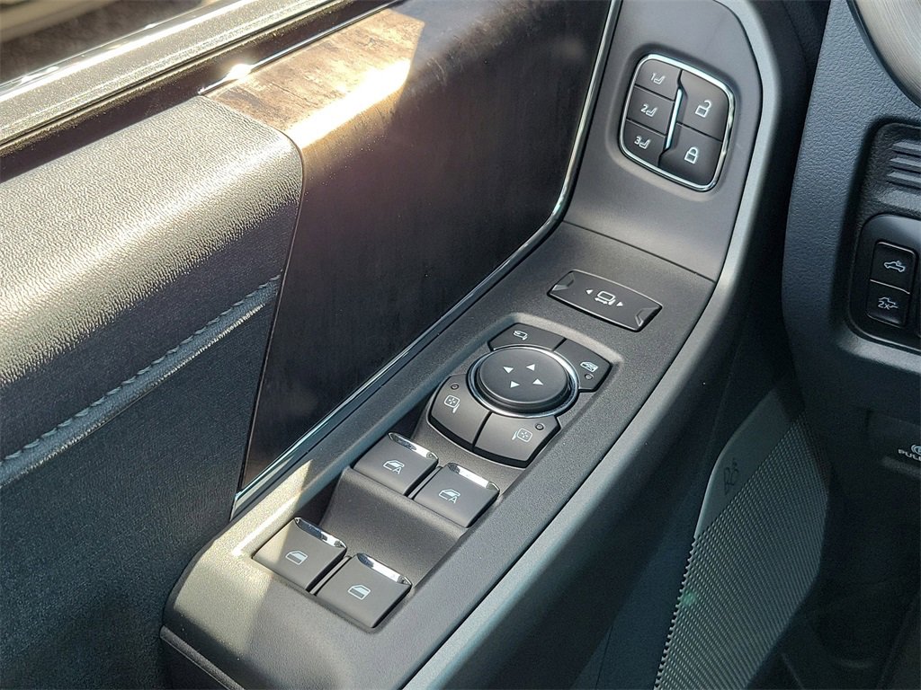 New 2026 Ford F250 4x4 Crew Cab Super Duty image 20