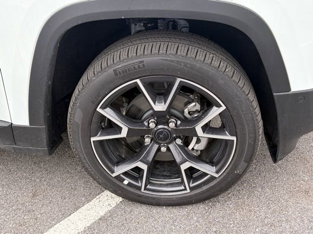 New 2026 Jeep Cherokee Overland image 32