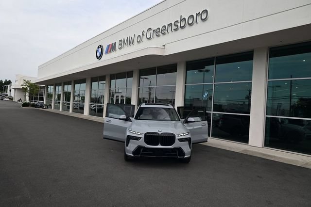 Used 2024 BMW X7 xDrive40i w/ Executive Package AWD/4WD image 26