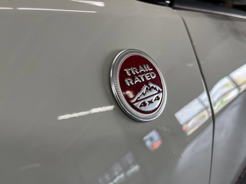 Used 2020 Jeep Compass Trailhawk image 10