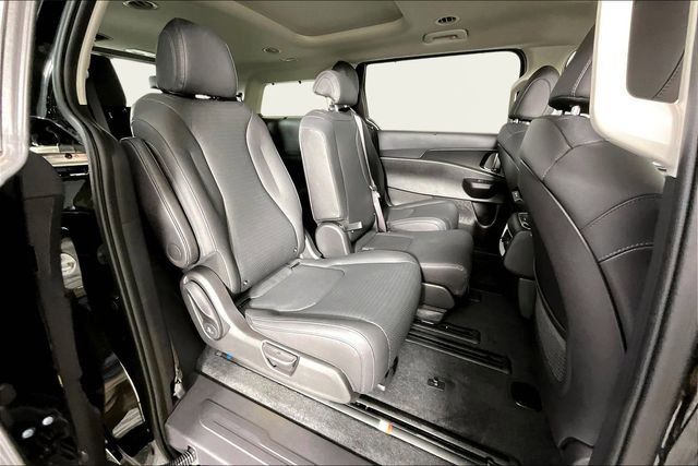 New 2026 Kia Carnival SX Prestige FWD image 11