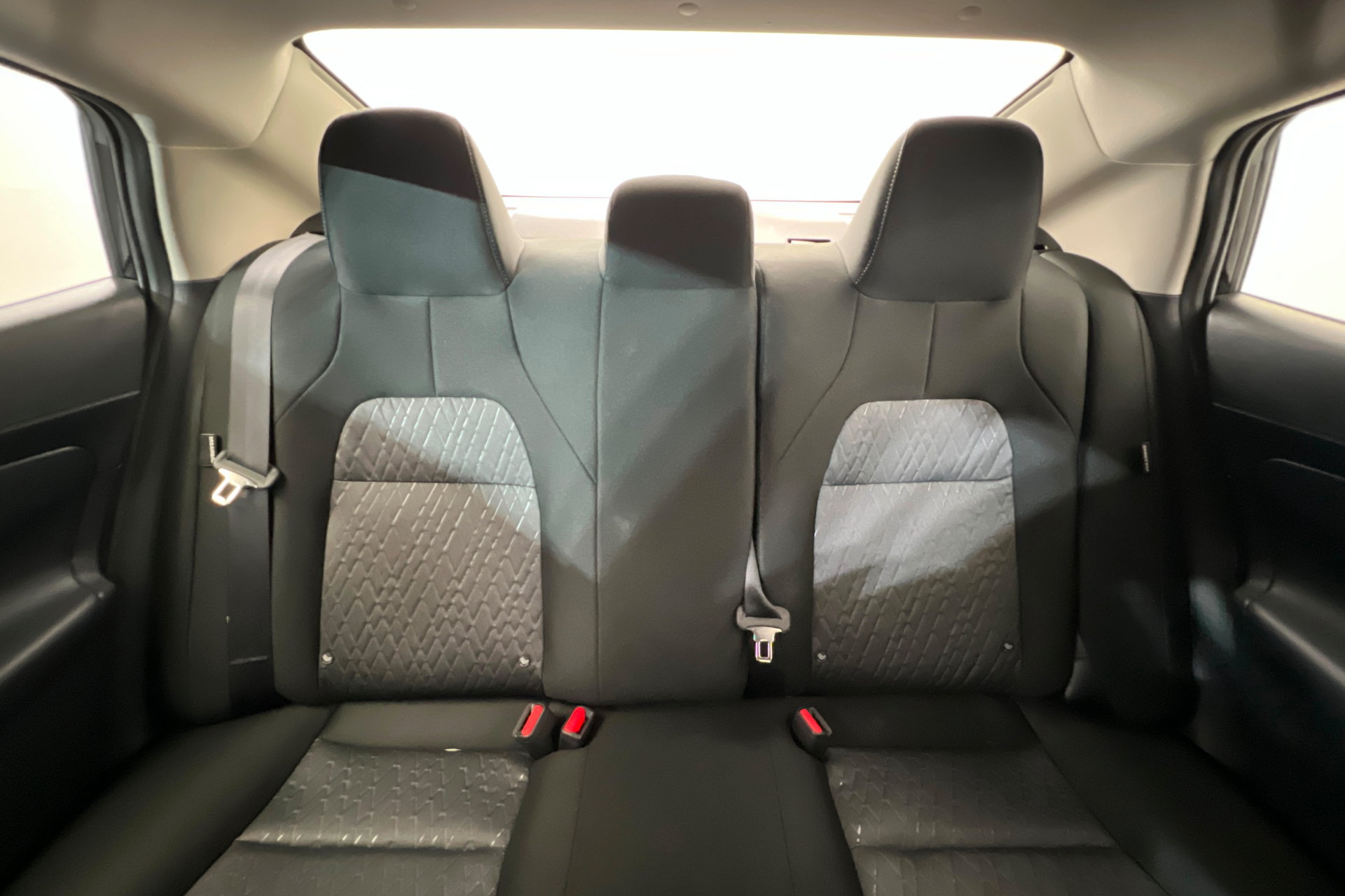 New 2027 Nissan Sentra SV w/ SV Convenience Package FWD image 24