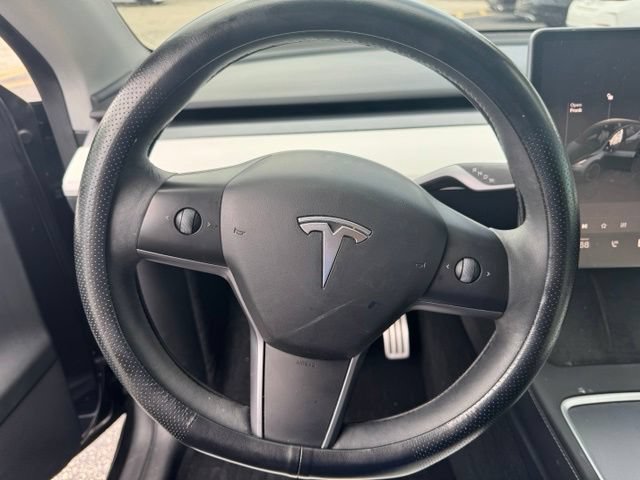 Used 2024 Tesla Model Y Performance AWD/4WD image 17