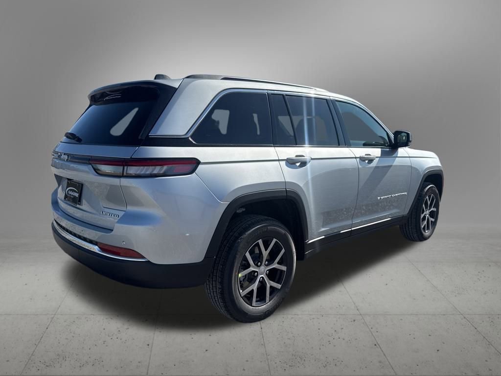 New 2025 Jeep Grand Cherokee Limited image 9