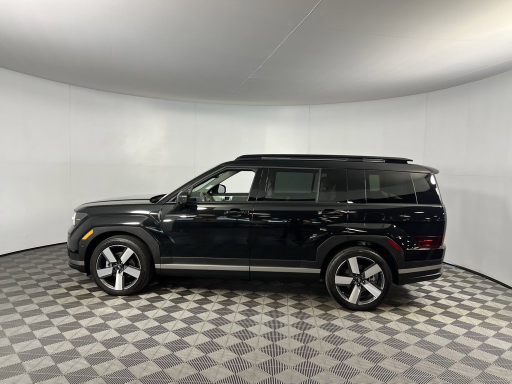 Used 2024 Hyundai Santa Fe Limited image 10