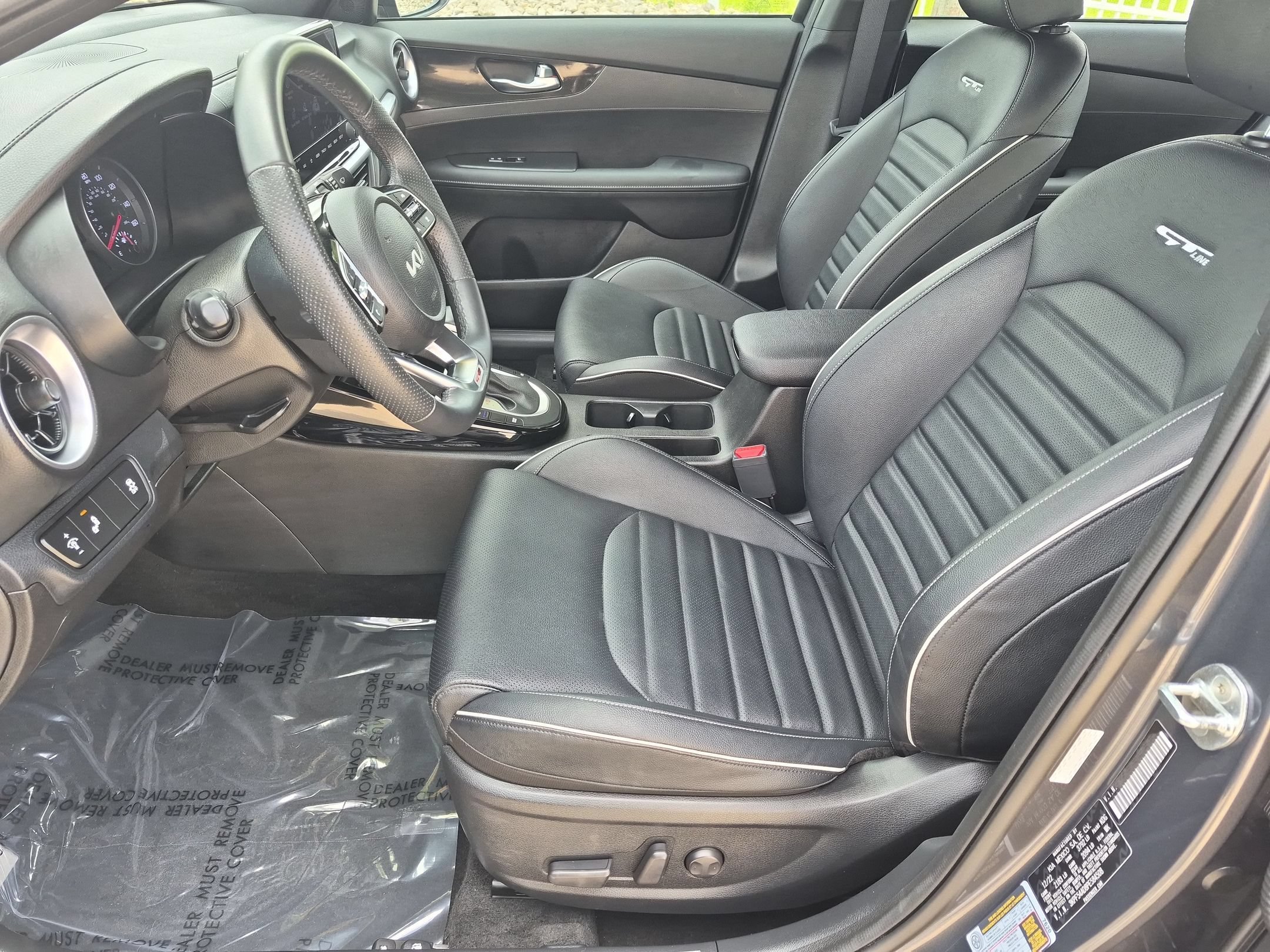 Used 2023 Kia Forte GT-Line w/ GT-Line Premium Package FWD image 11
