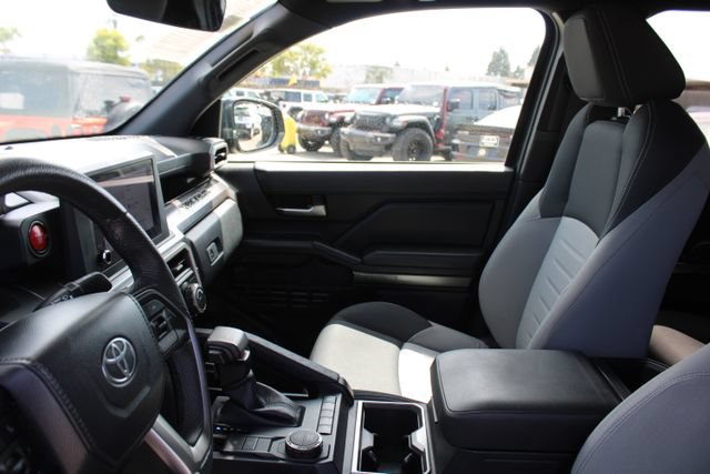 Used 2024 Toyota Tacoma TRD Sport RWD image 39