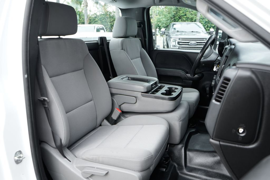 Used 2018 Chevrolet Silverado 3500 W/T RWD image 31