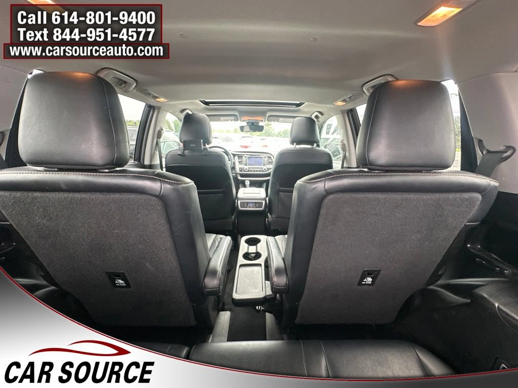 Used 2019 Toyota Highlander XLE AWD/4WD image 26