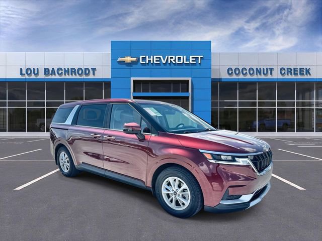 Used 2024 Kia Carnival LX image 2