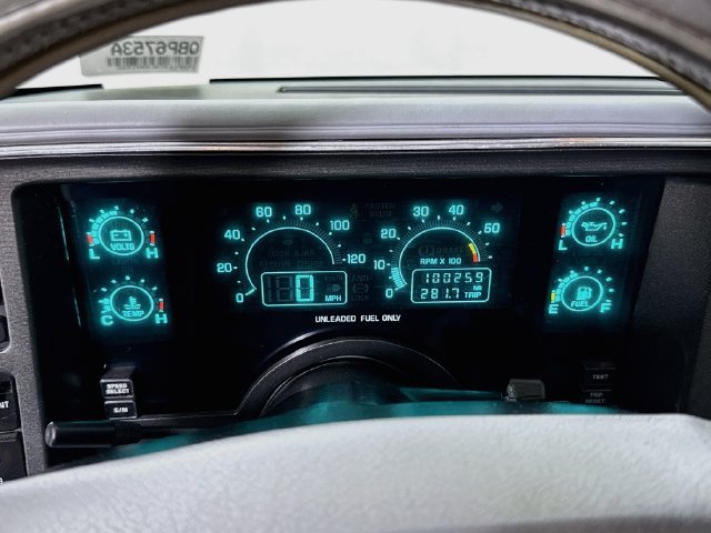 Used 1990 Buick Reatta Coupe FWD image 13
