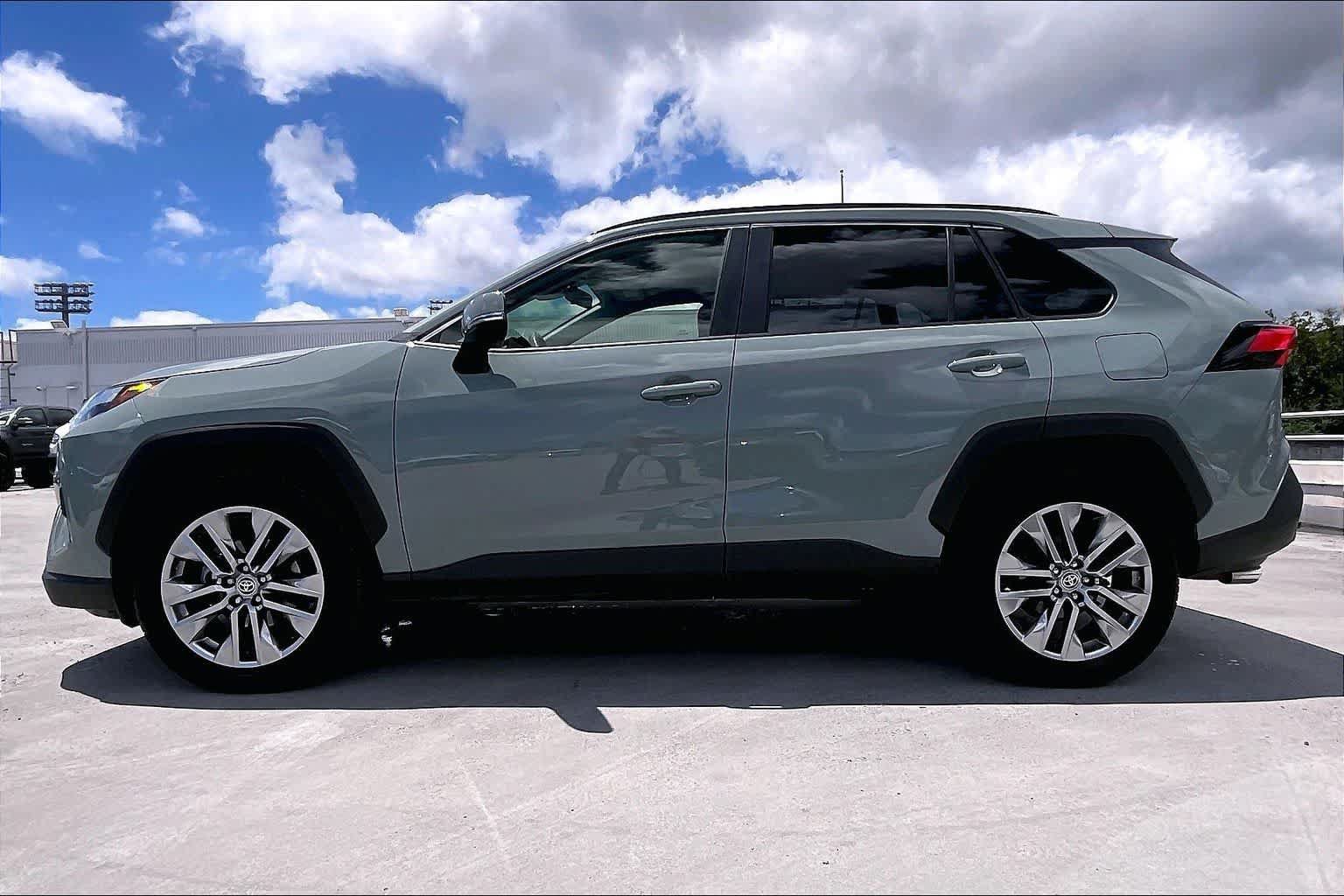 Used 2024 Toyota RAV4 XLE Premium AWD/4WD image 3
