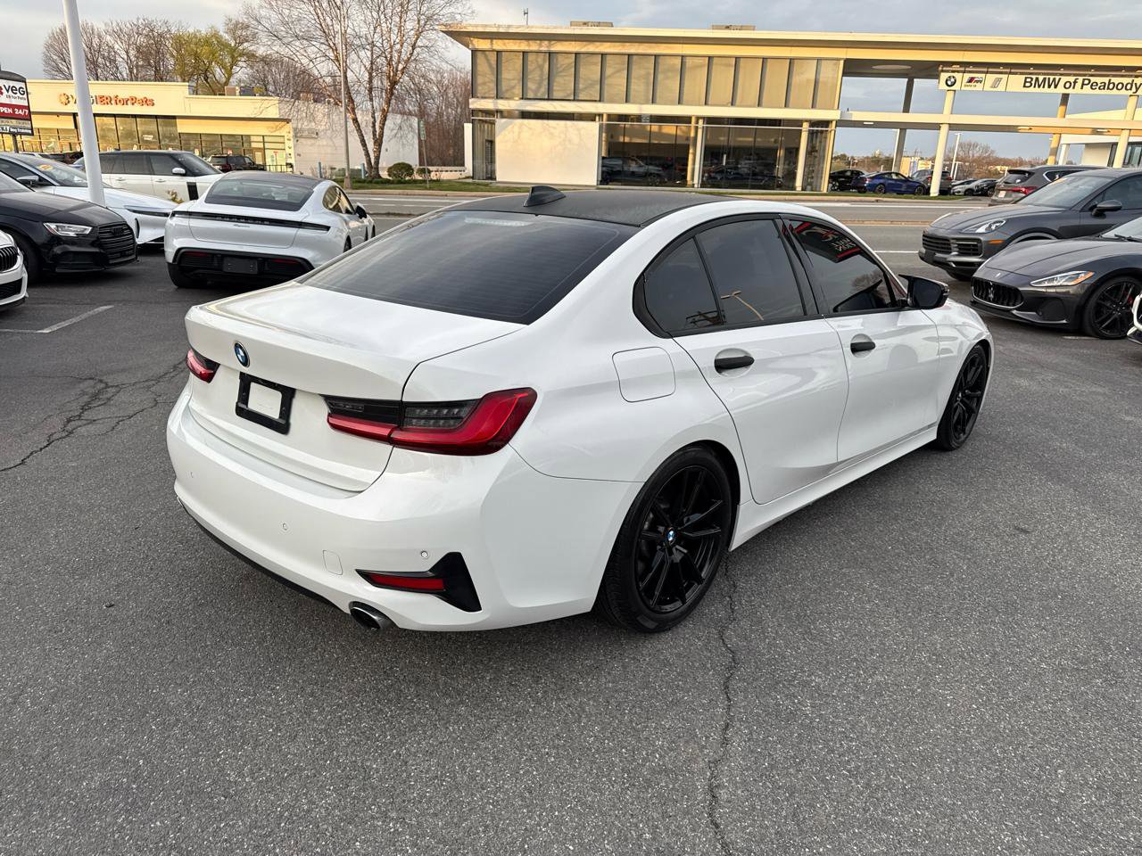 Used 2021 BMW 330i xDrive Sedan w/ Premium Package image 21