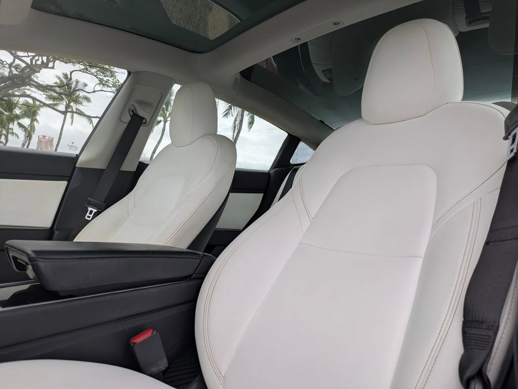 Used 2020 Tesla Model 3 Standard Range Plus RWD image 13