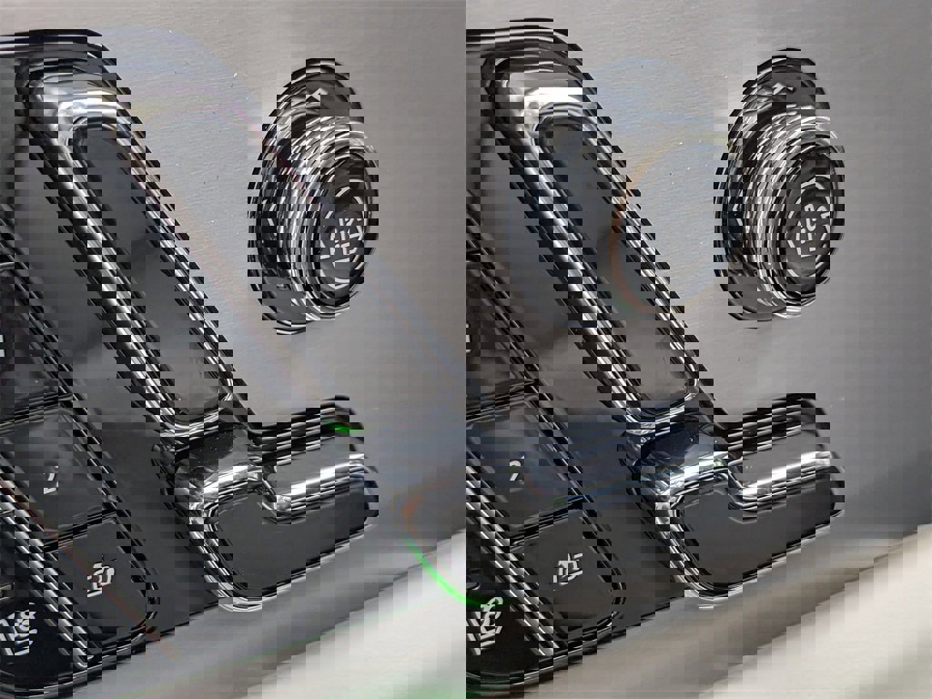 New 2026 Cadillac Vistiq Luxury w/ LPO, Floor Liner Package image 23