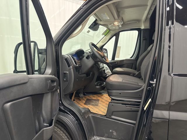 New 2026 RAM ProMaster 2500 w/ Quick Order Package 22G SLT image 5