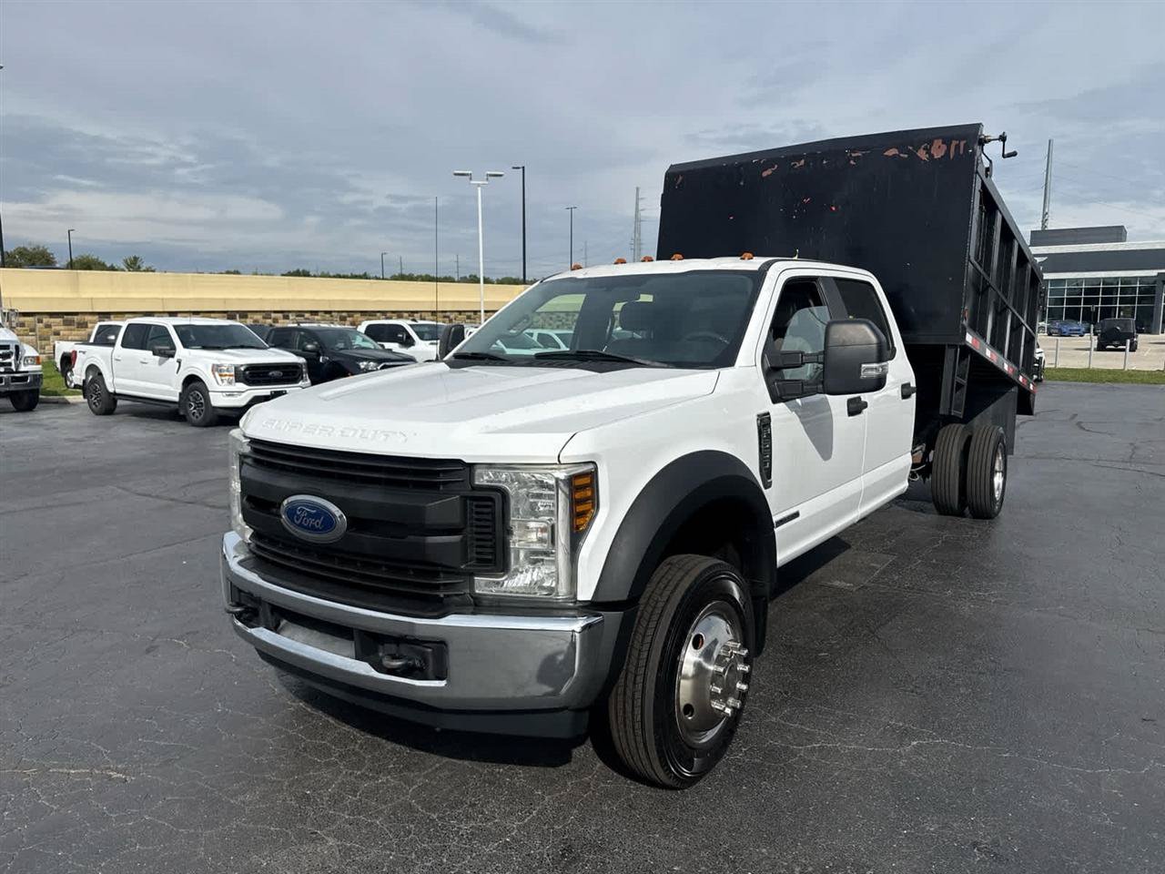 Used 2019 Ford F550 2WD Crew Cab Super Duty w/ Power Equipment Group image 4