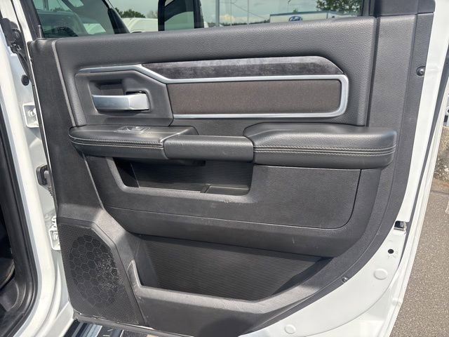 Used 2024 RAM 2500 Big Horn AWD/4WD image 11