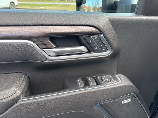 Used 2025 Chevrolet Silverado 2500 LTZ w/ LTZ Premium Package image 71