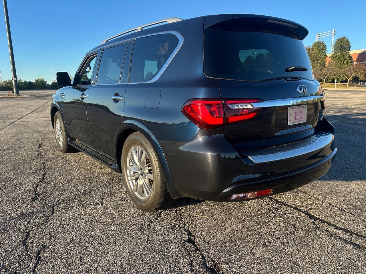 Used 2018 INFINITI QX80 4WD w/ Driver Assistance Package image 7