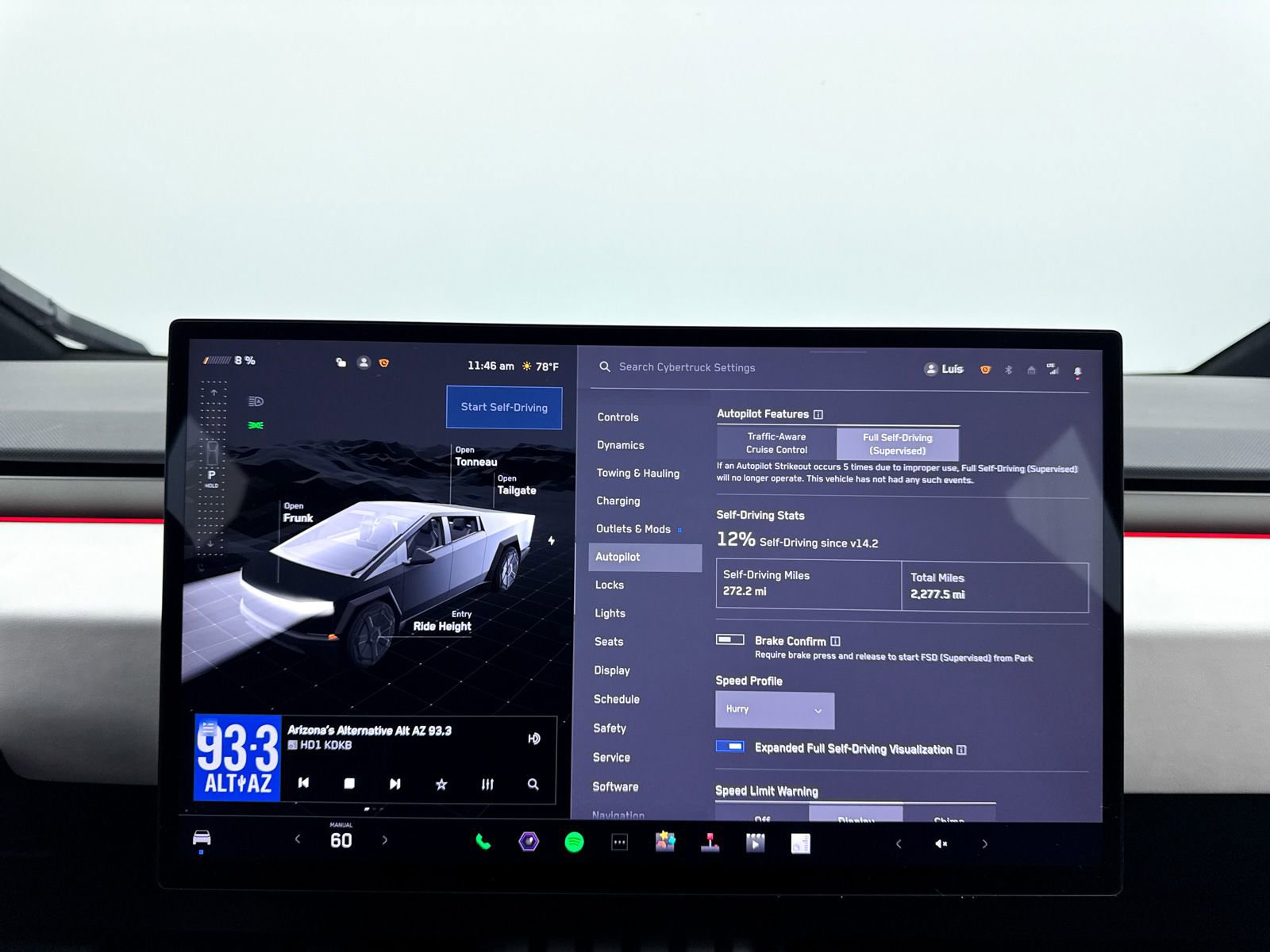 Used 2024 Tesla Cybertruck AWD Crew Cab image 9