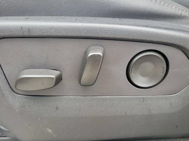 Used 2024 Chevrolet Tahoe LT RWD image 18