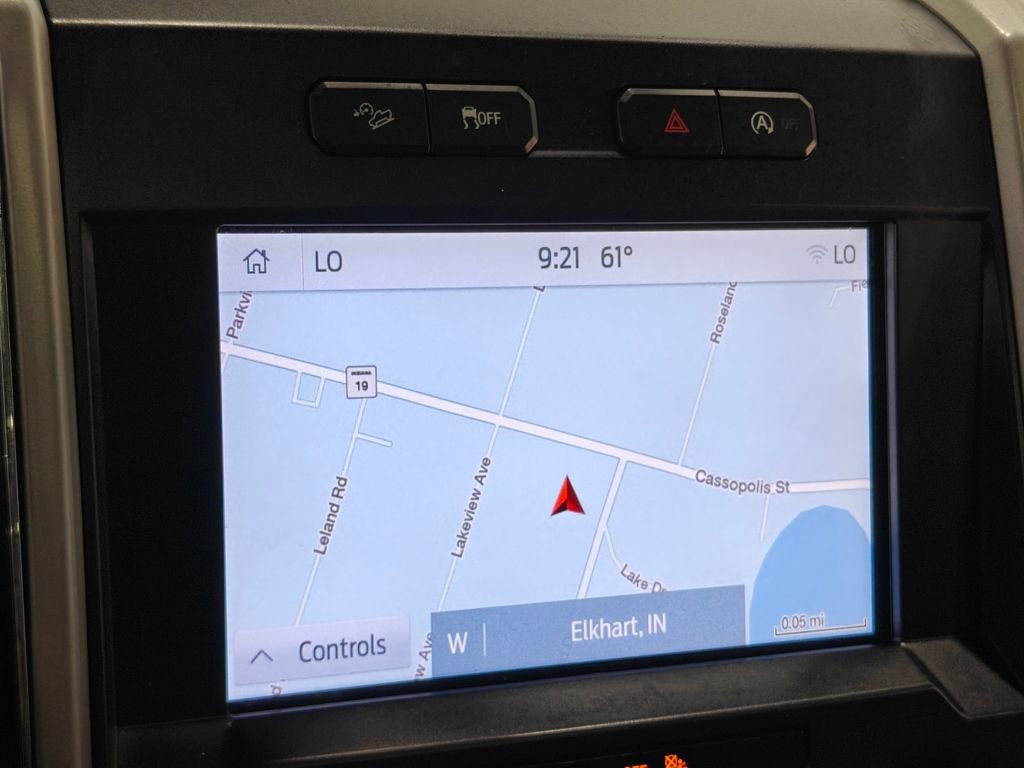 Used 2019 Ford F150 Lariat image 6