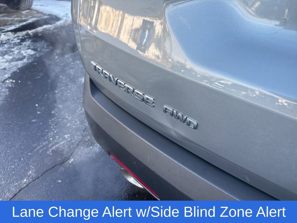 Used 2023 Chevrolet Traverse LS w/ Safety Package image 10