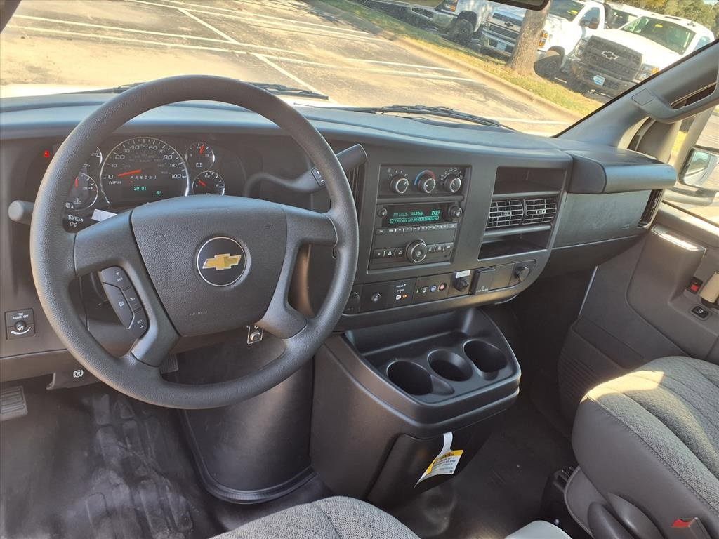 New 2025 Chevrolet Express 3500 w/ Power Convenience Package image 7