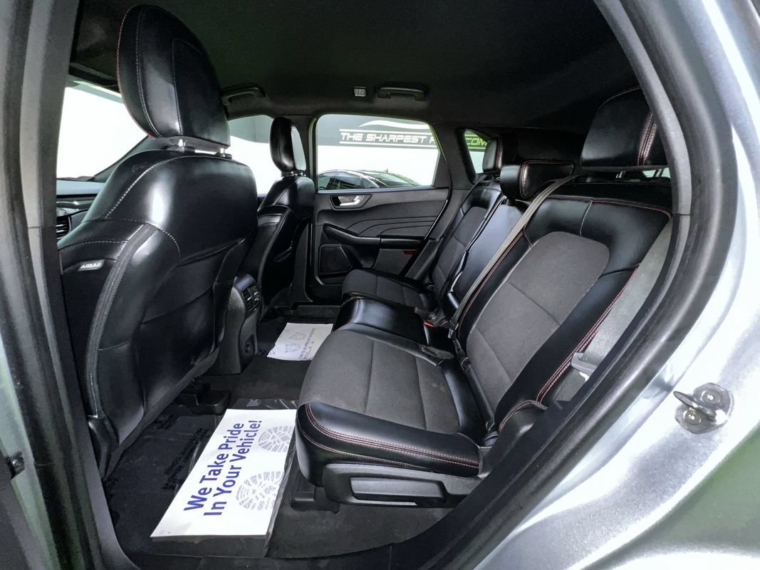 Used 2023 Ford Escape ST-Line Select AWD/4WD image 26