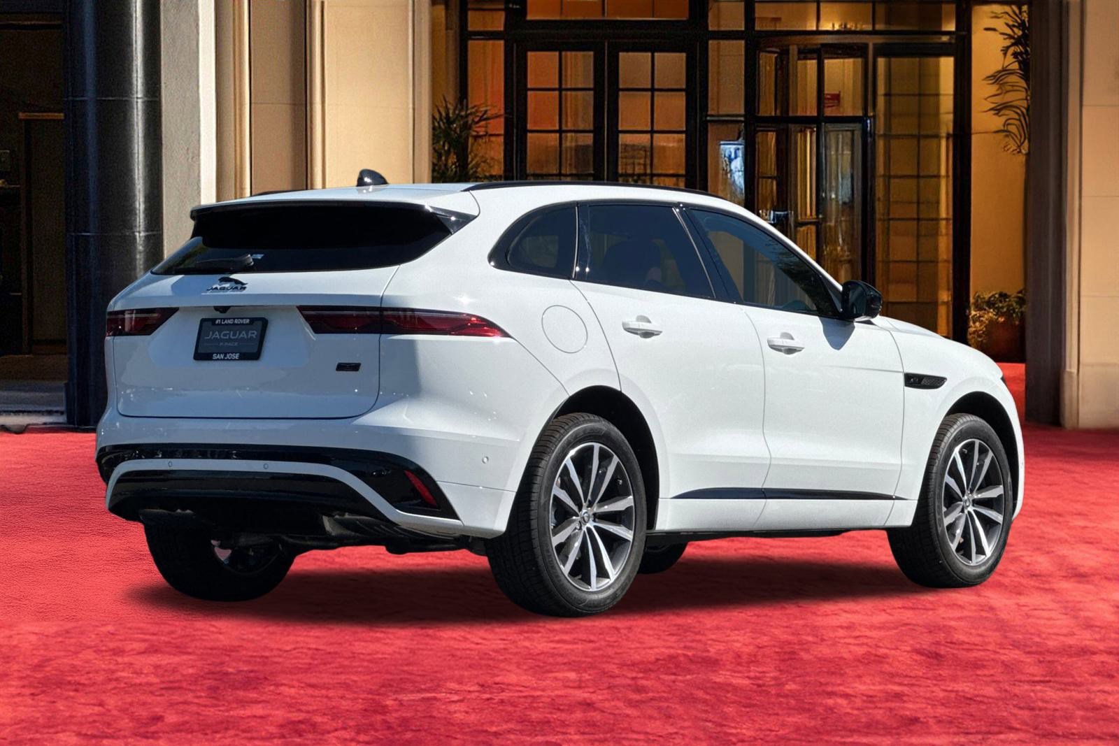 New 2026 Jaguar F-PACE R-Dynamic S image 10