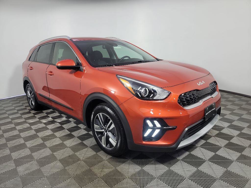 Certified 2022 Kia Niro LXS