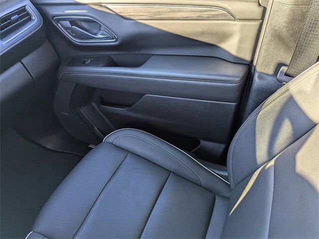 Used 2023 GMC Yukon SLT image 18