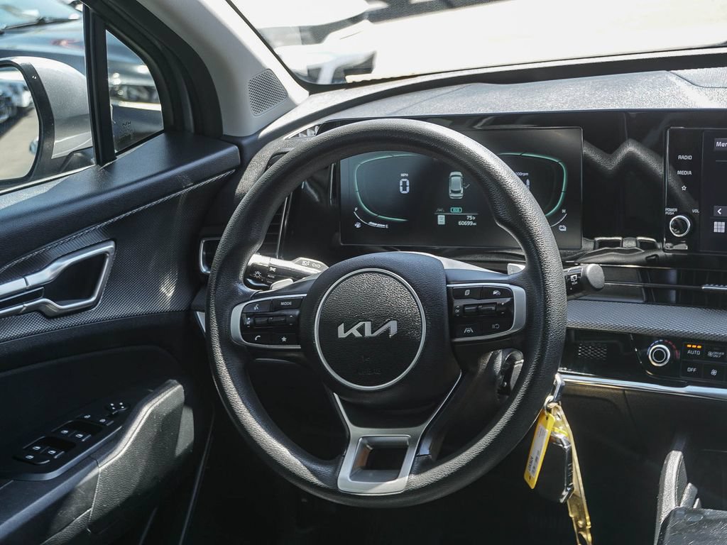 Certified 2023 Kia Sportage LX AWD/4WD image 17