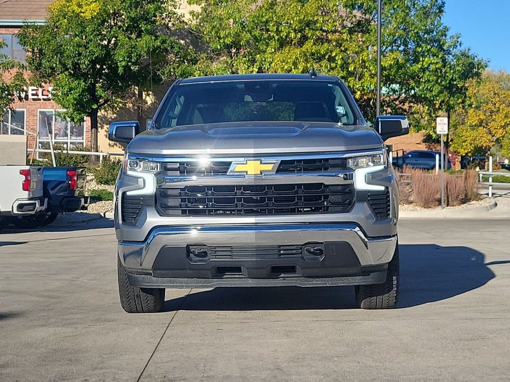 Used 2024 Chevrolet Silverado 1500 LT AWD/4WD image 3