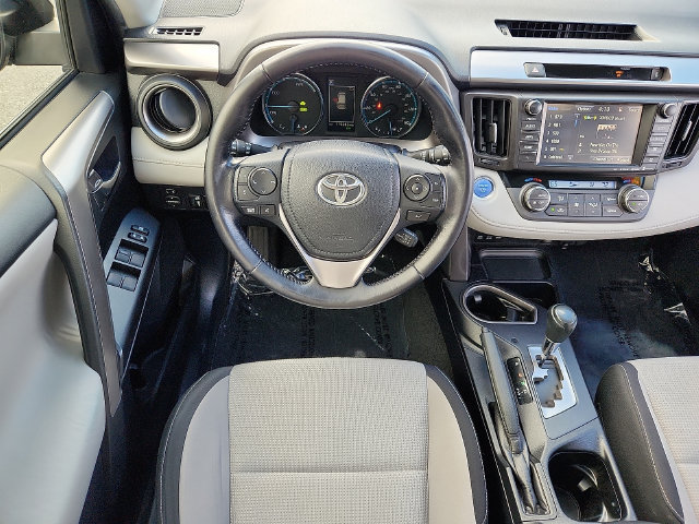Used 2016 Toyota RAV4 XLE w/ Convenience Package AWD/4WD image 11