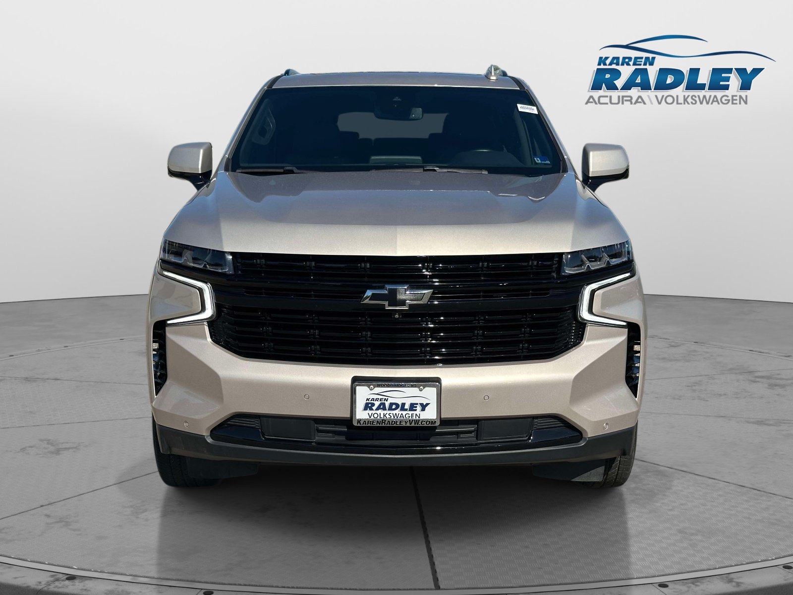 Used 2024 Chevrolet Suburban RST w/ Luxury Package AWD/4WD image 5
