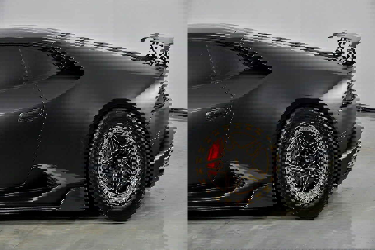 Used 2015 Lamborghini Huracan LP 610-4 image 9