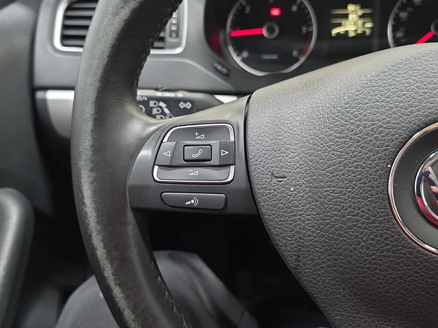 Used 2012 Volkswagen Jetta TDI FWD image 16