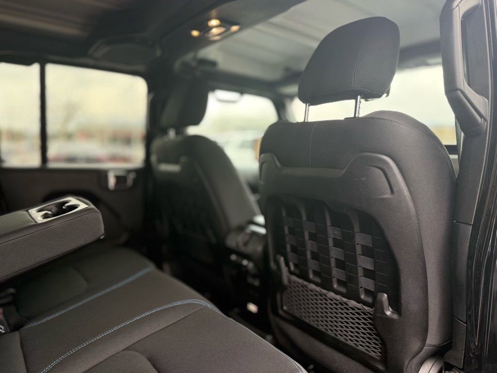 Used 2022 Jeep Wrangler Unlimited Rubicon 4xe w/ Steel Bumper Group image 19