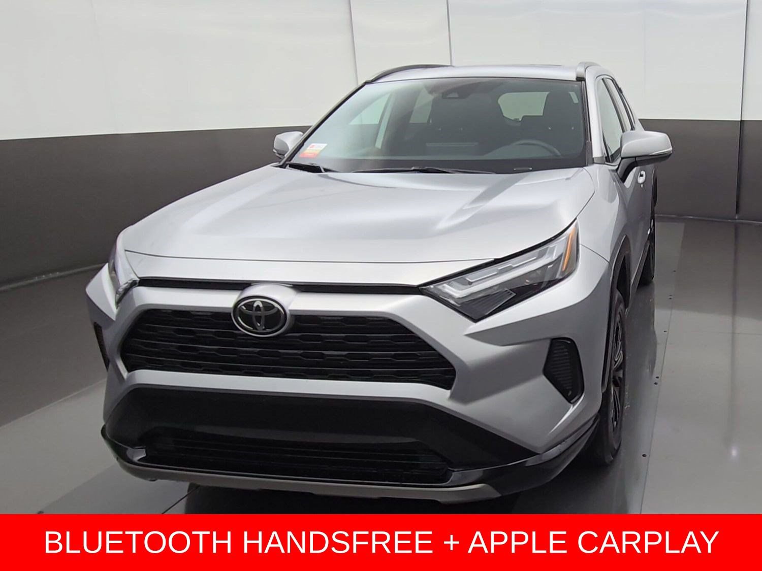Certified 2025 Toyota RAV4 SE w/ Convenience Package AWD/4WD image 3