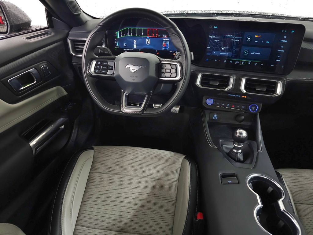 Used 2025 Ford Mustang GT Premium RWD image 18