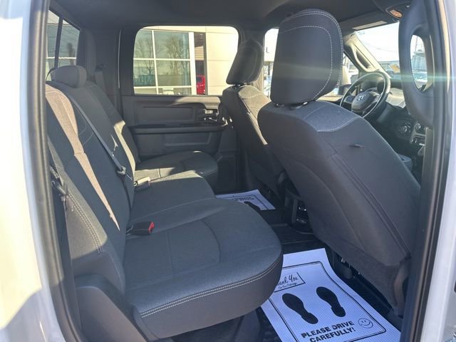 Used 2024 RAM 2500 Tradesman w/ Chrome Appearance Group AWD/4WD image 4