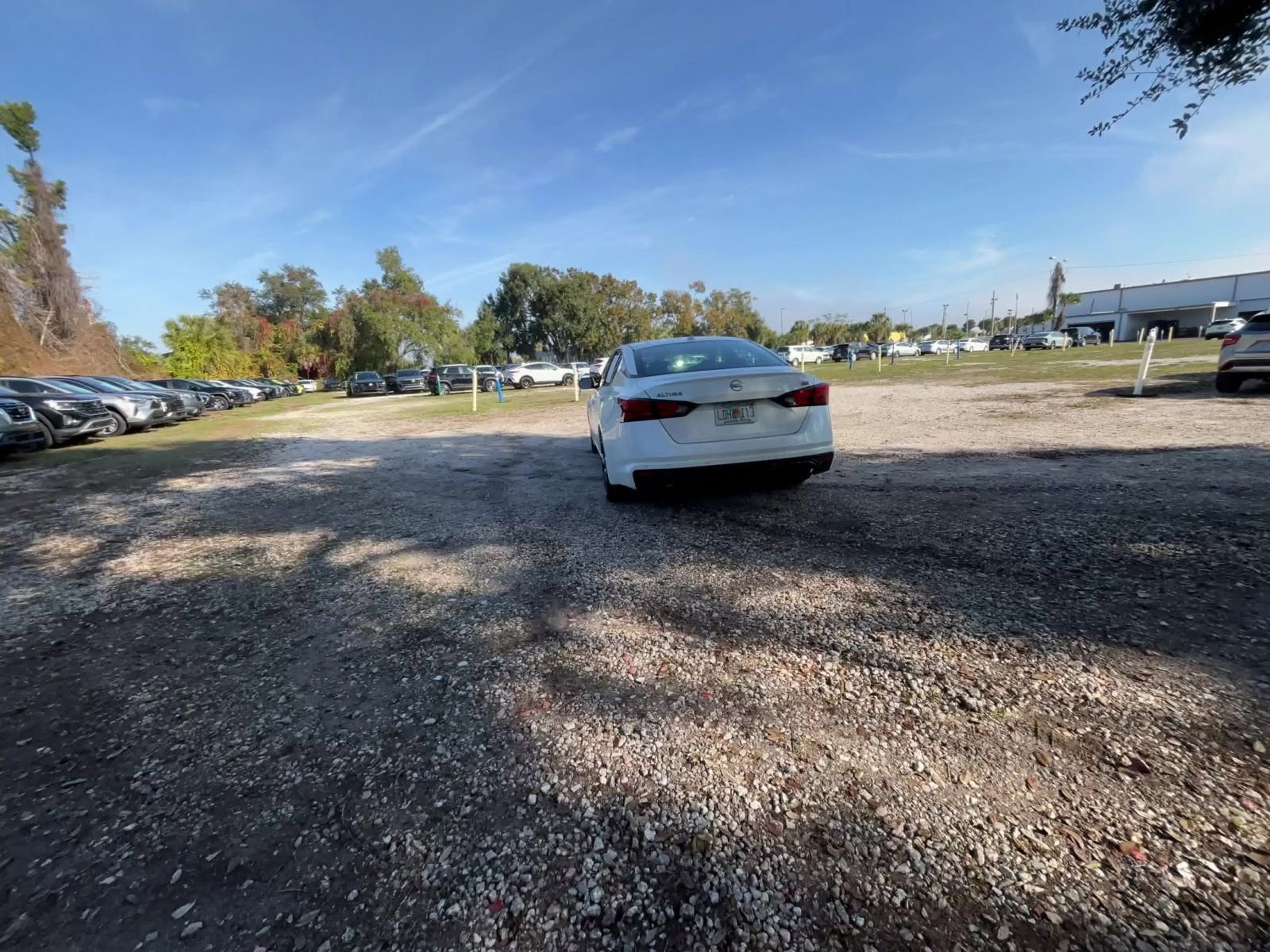 Used 2025 Nissan Altima 2.5 SR image 17