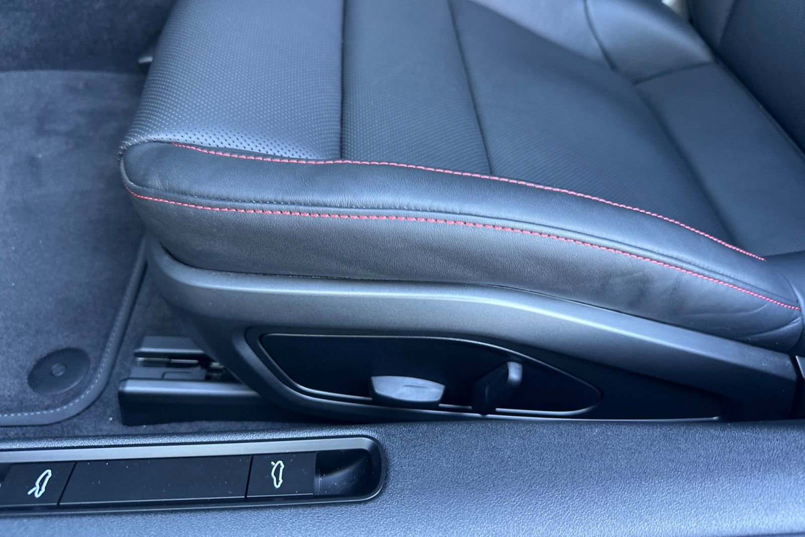 Used 2024 Porsche 911 Carrera S RWD image 14